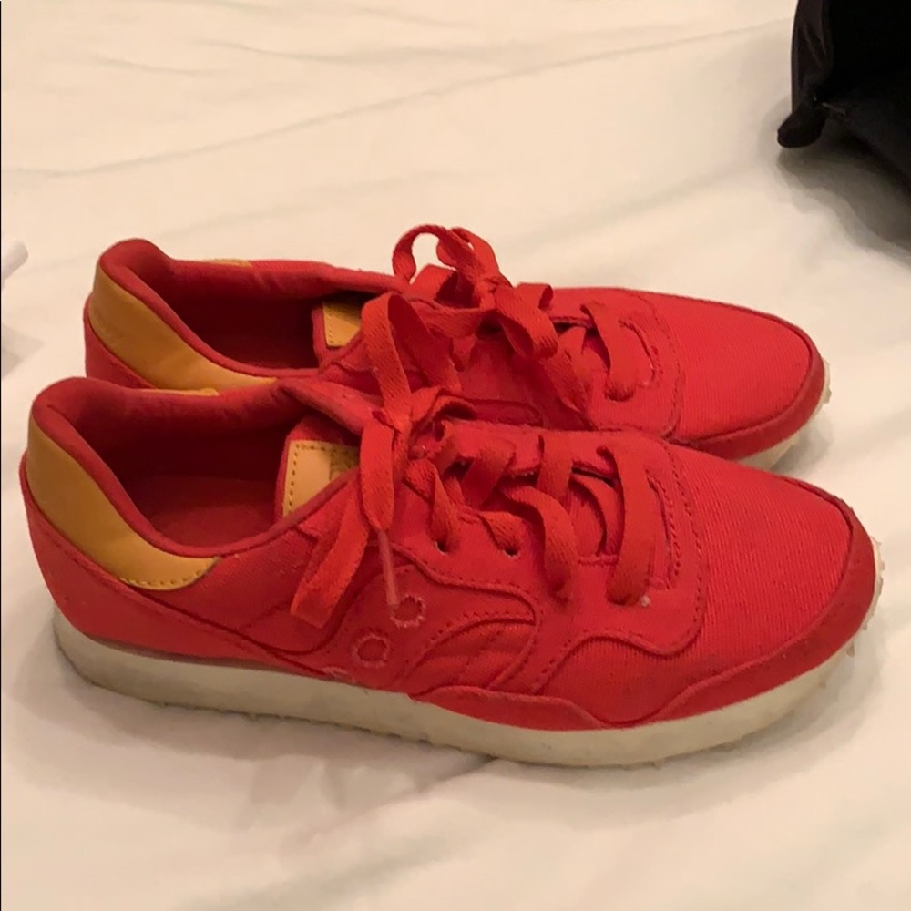 Retro style canvas and leather Saucony 7